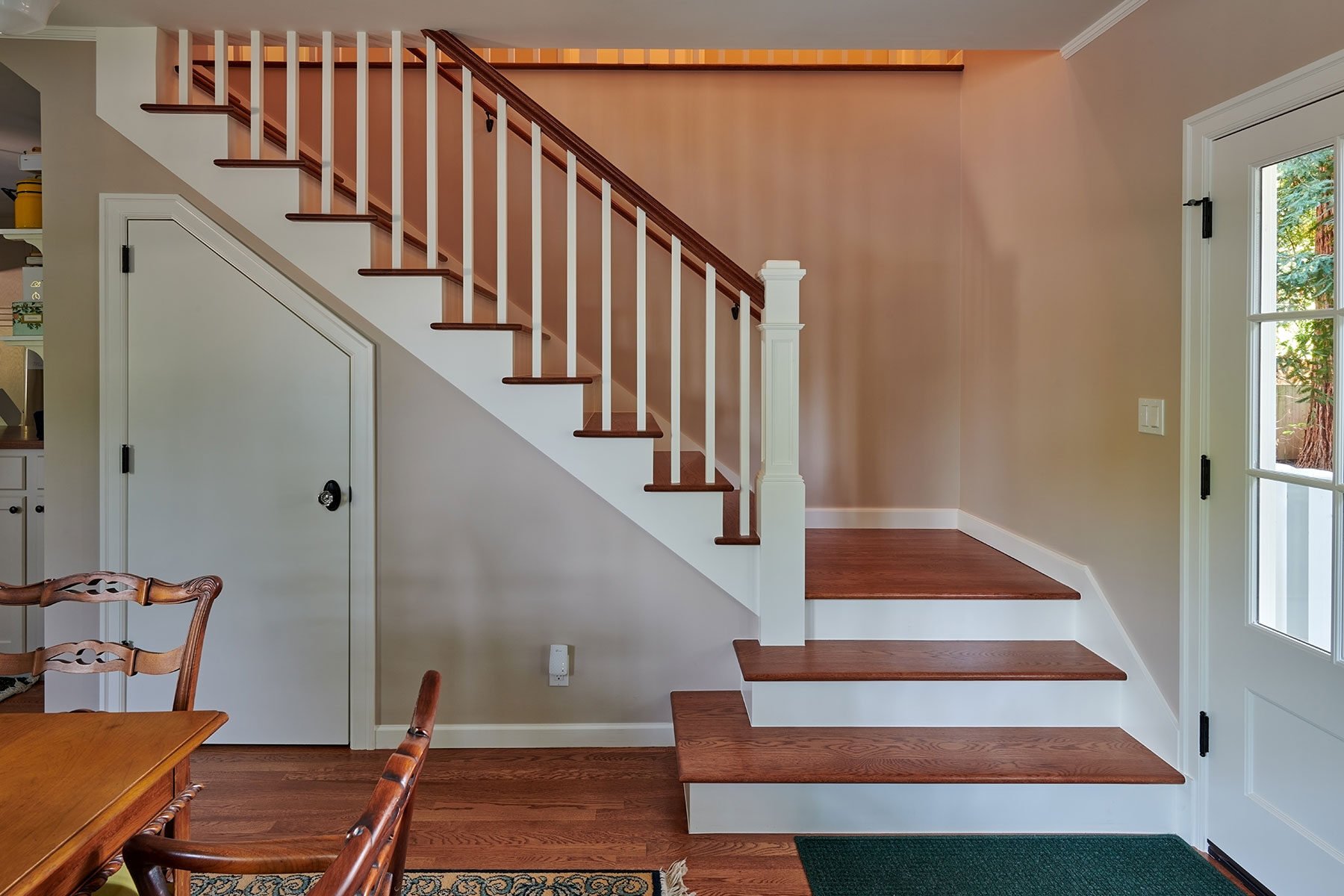 2025-Paint-Colors-of-the-Year-How-to-Incorporate-Them-into-Your-Home-Design-6