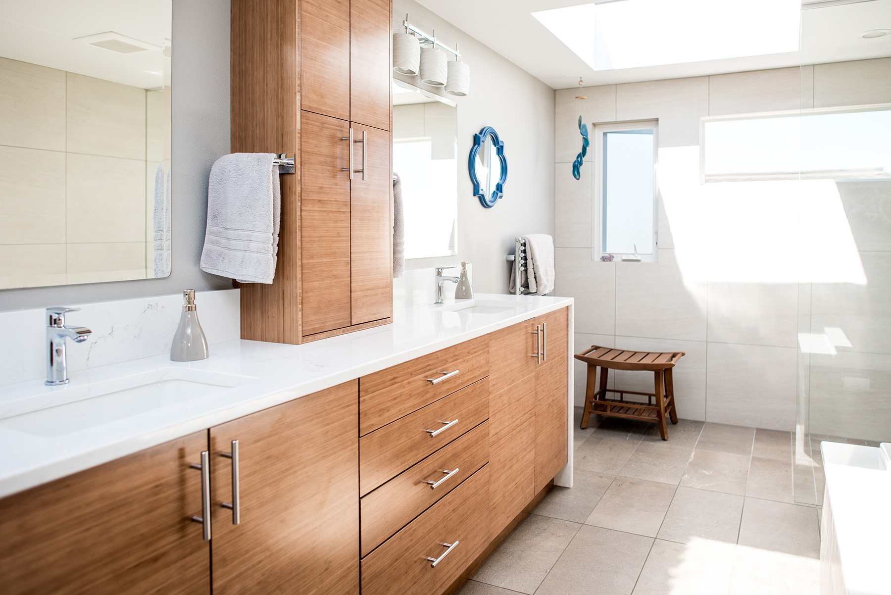 8-Shower-Lighting-Ideas-For-Your-Bathroom-Remodel-3