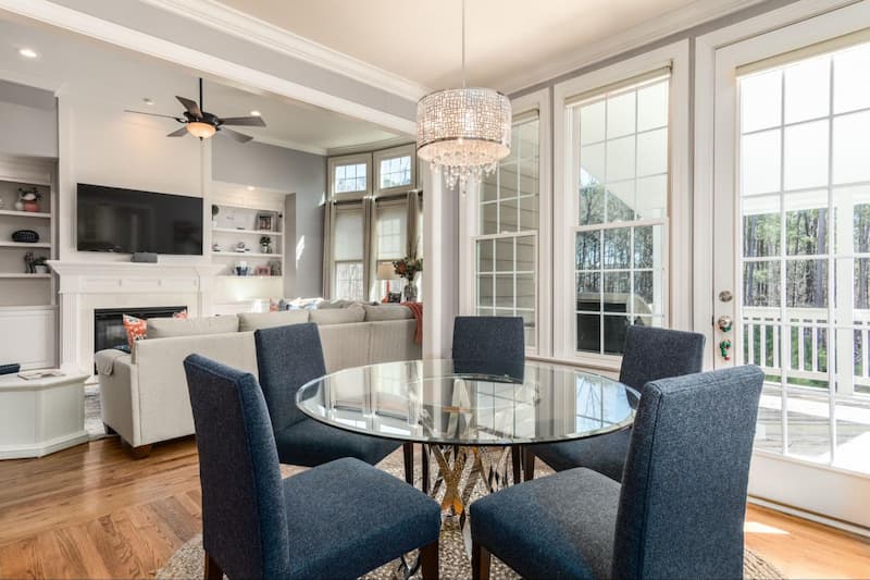 Dining room with many windows