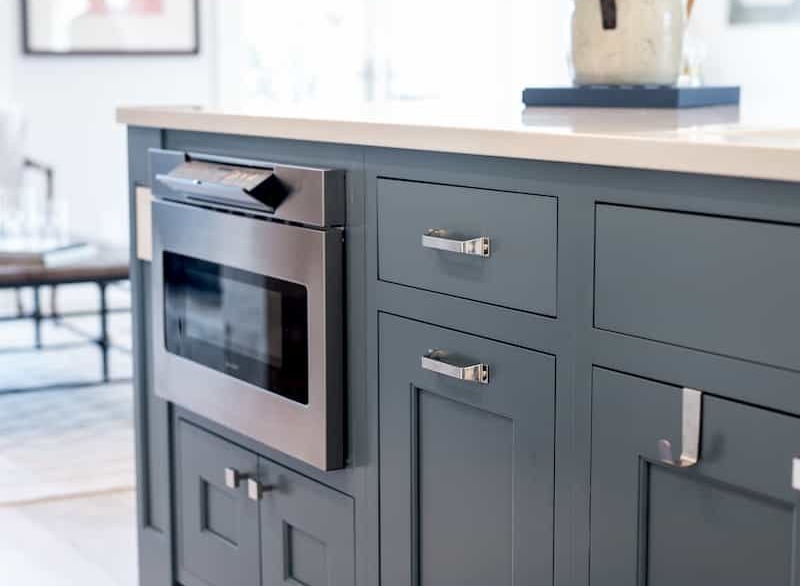 6 Perfect Places to Put the Microwave in Your New Kitchen