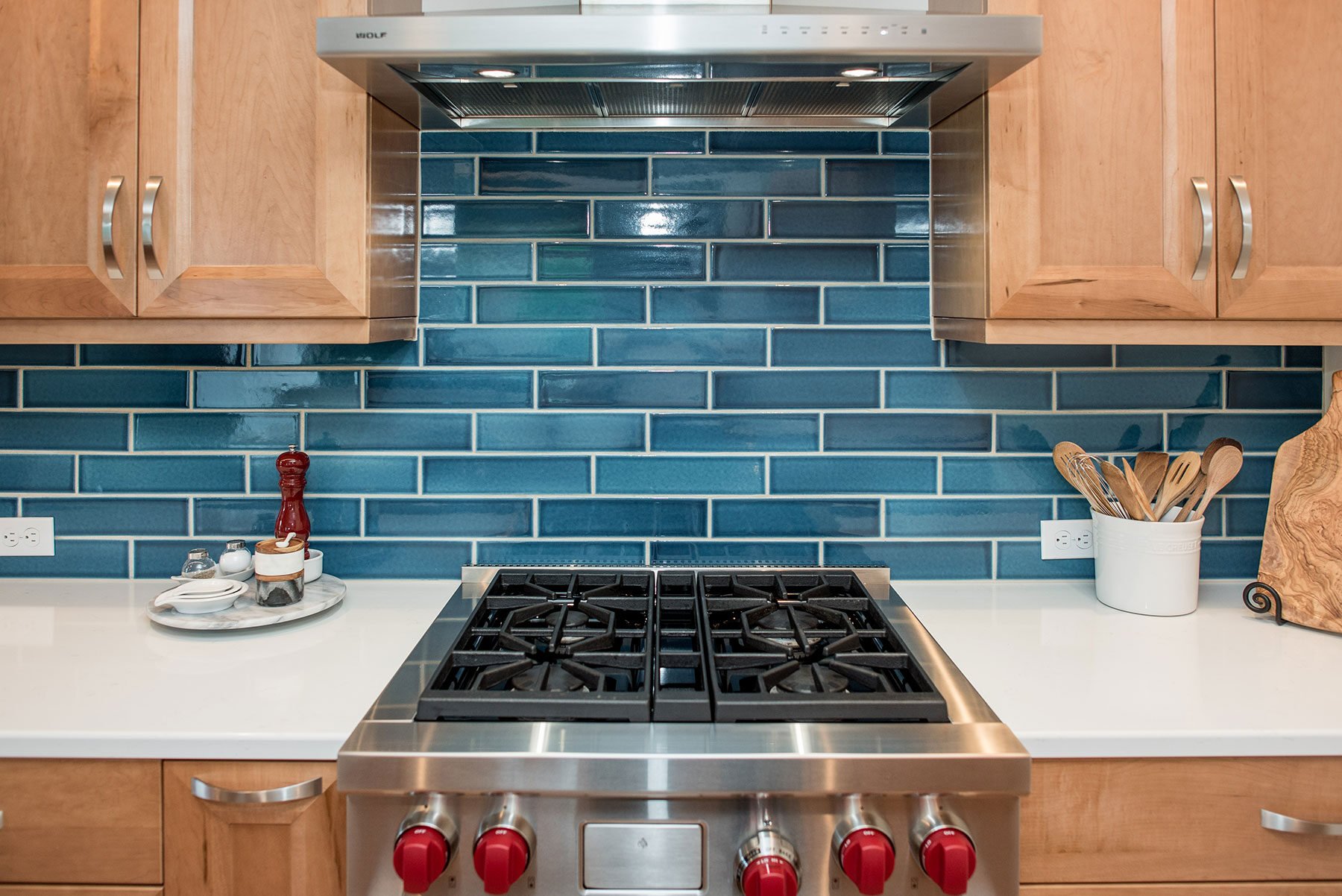The-Ultimate-Guide-to-Choosing-the-Right-Kitchen-Backsplash-Design-4