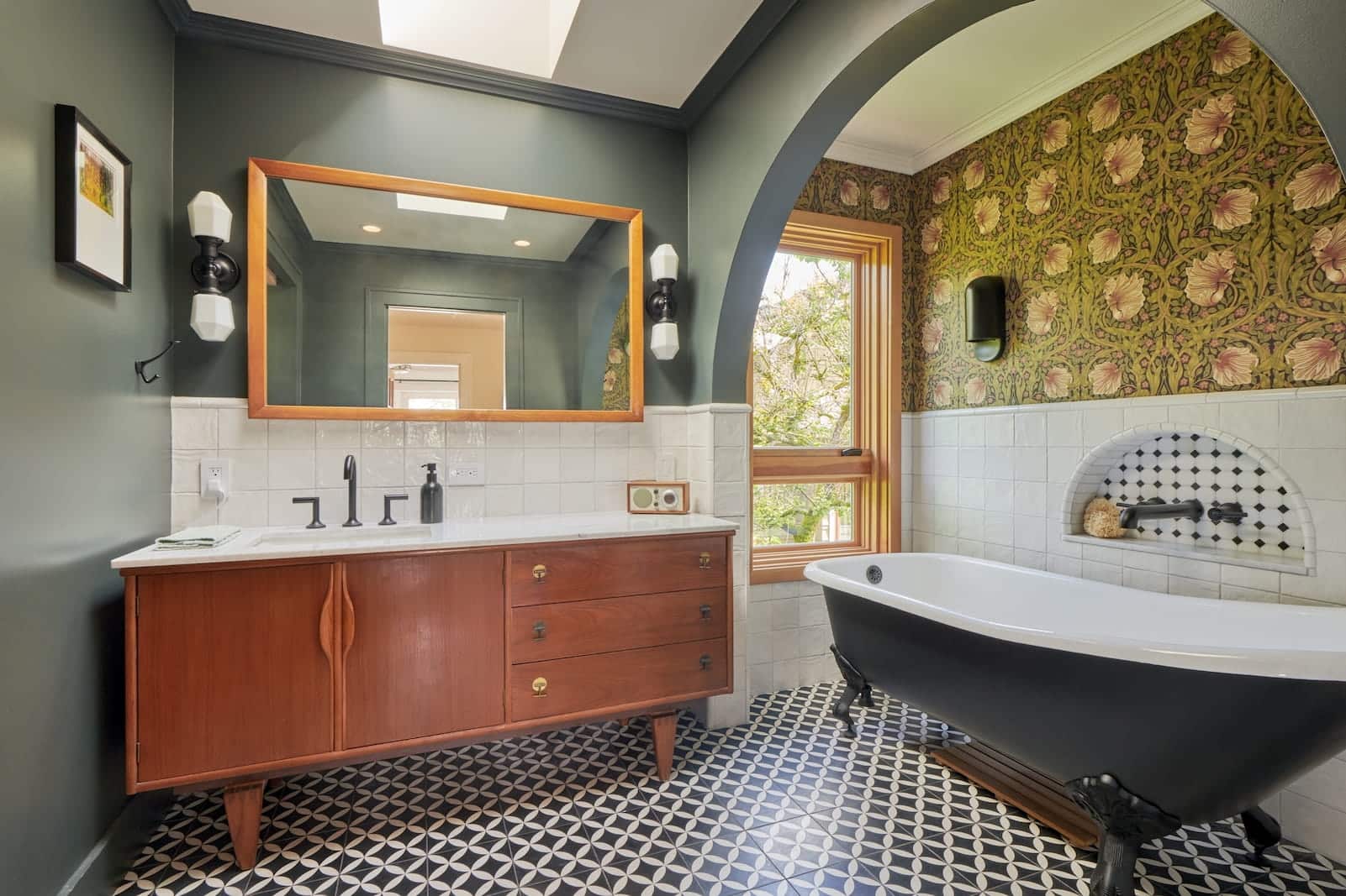 Bathroom in Seattle home dormer addition project