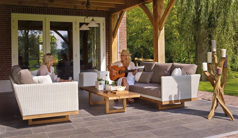 outdoor living space blog-1