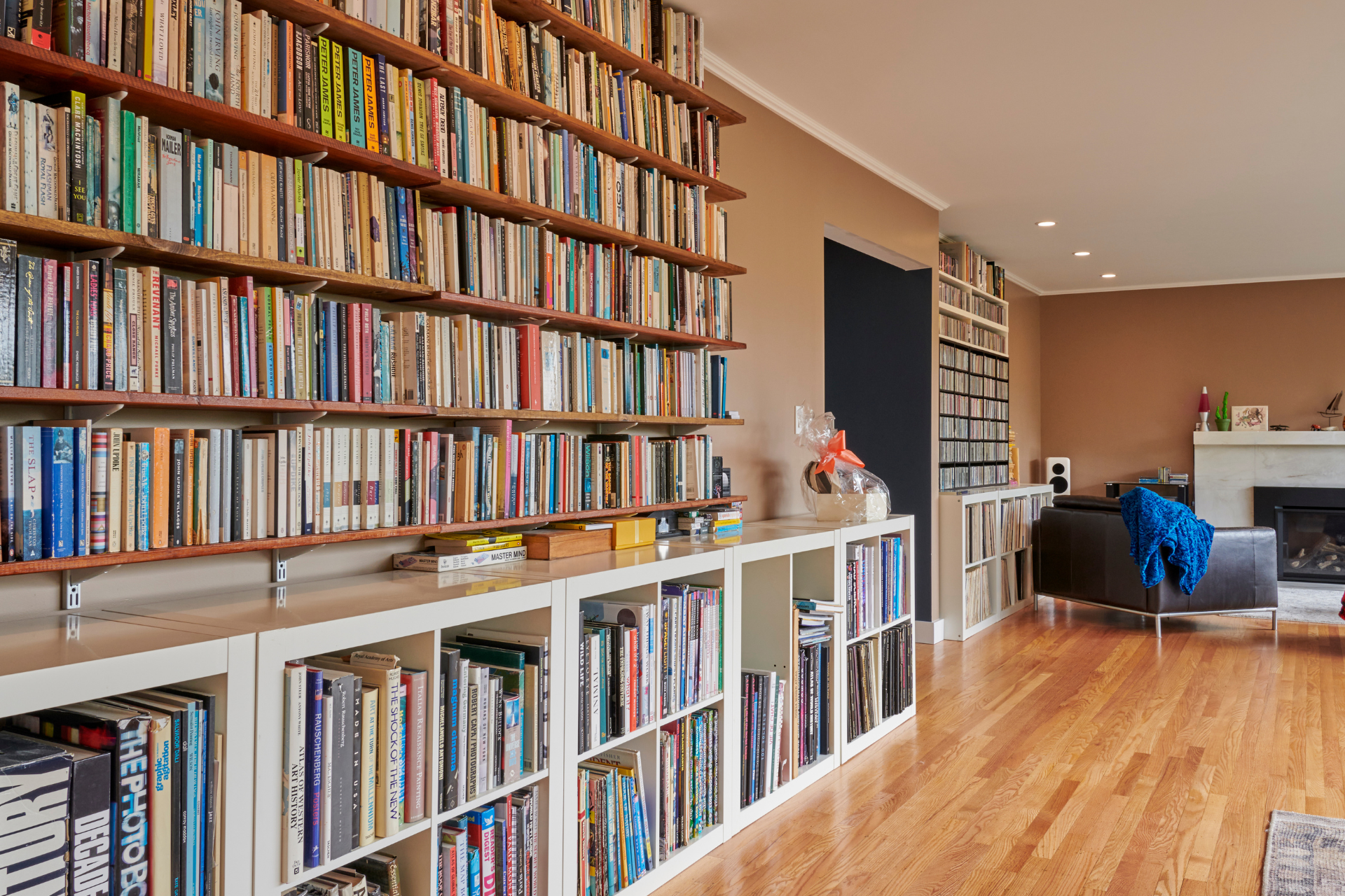 2026 Design Trends: Vintage Revival, Furniture-Style Kitchens & Sustainable Design 4 Get to know even more top design trends for 2026, including vintage appliances, sustainable choices, and furniture-driven spaces that bring personality and warmth to your home!