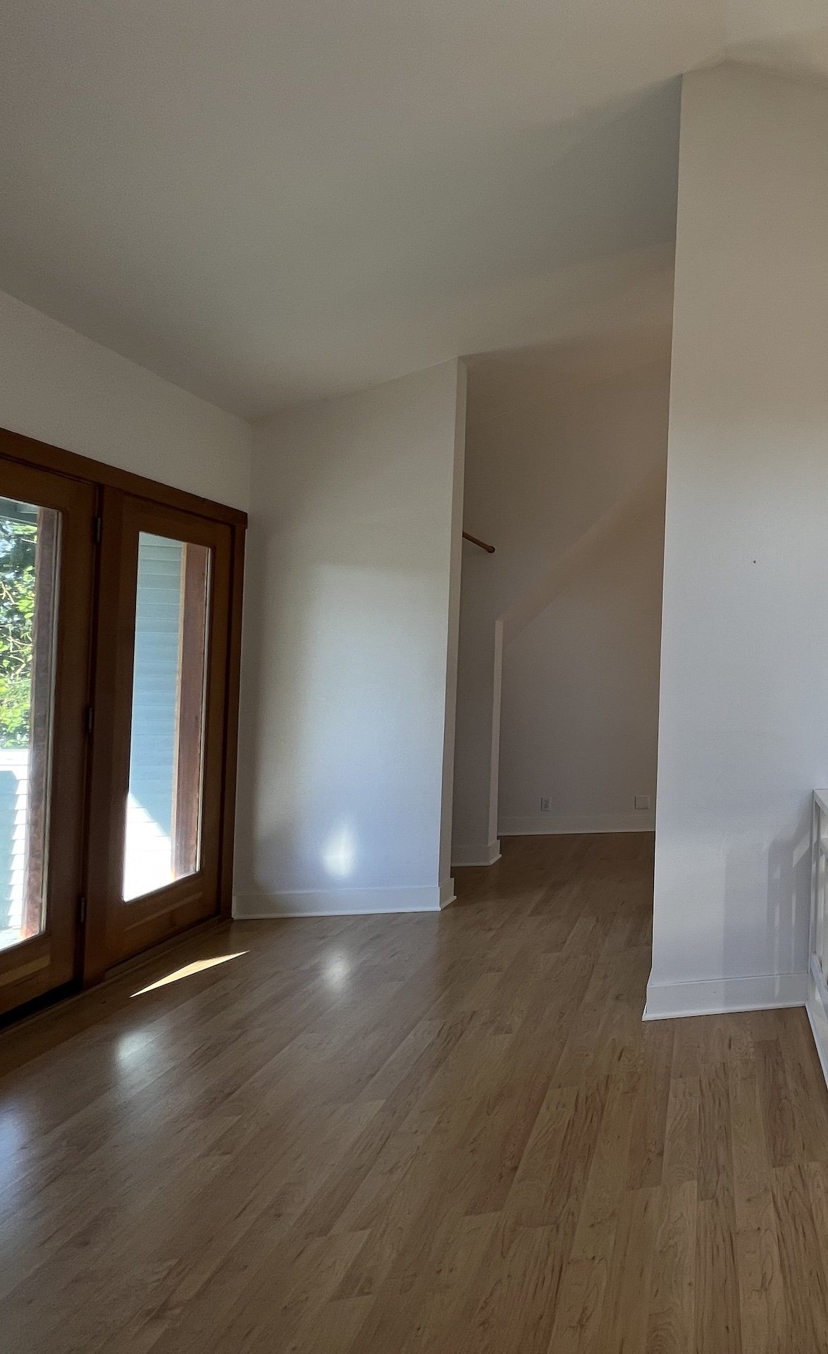 Bedroom before remodel