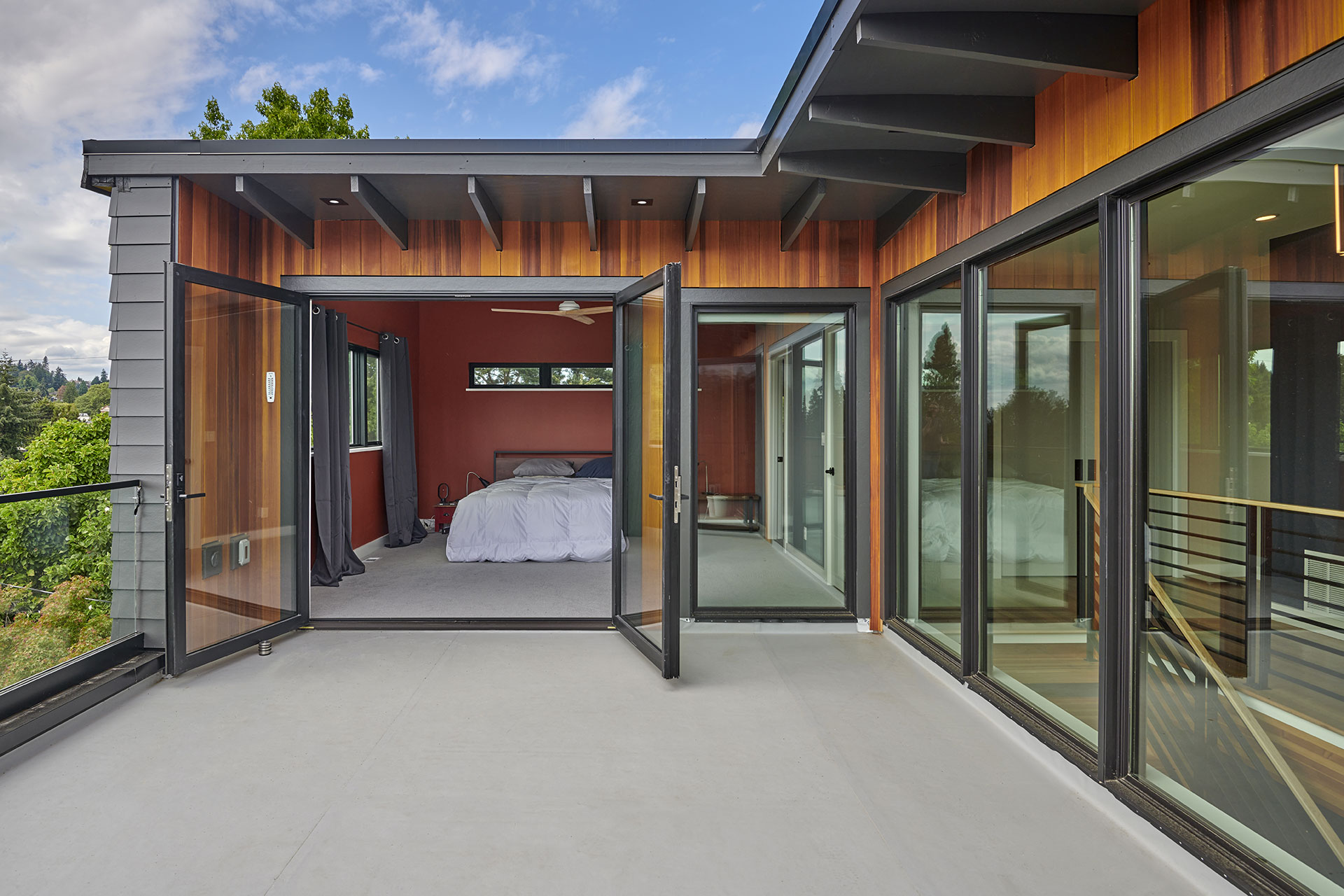 Curious about the difference between a primary suite and a primary bedroom? Learn what sets these two apart—and how to upgrade your space into a luxury primary suite.