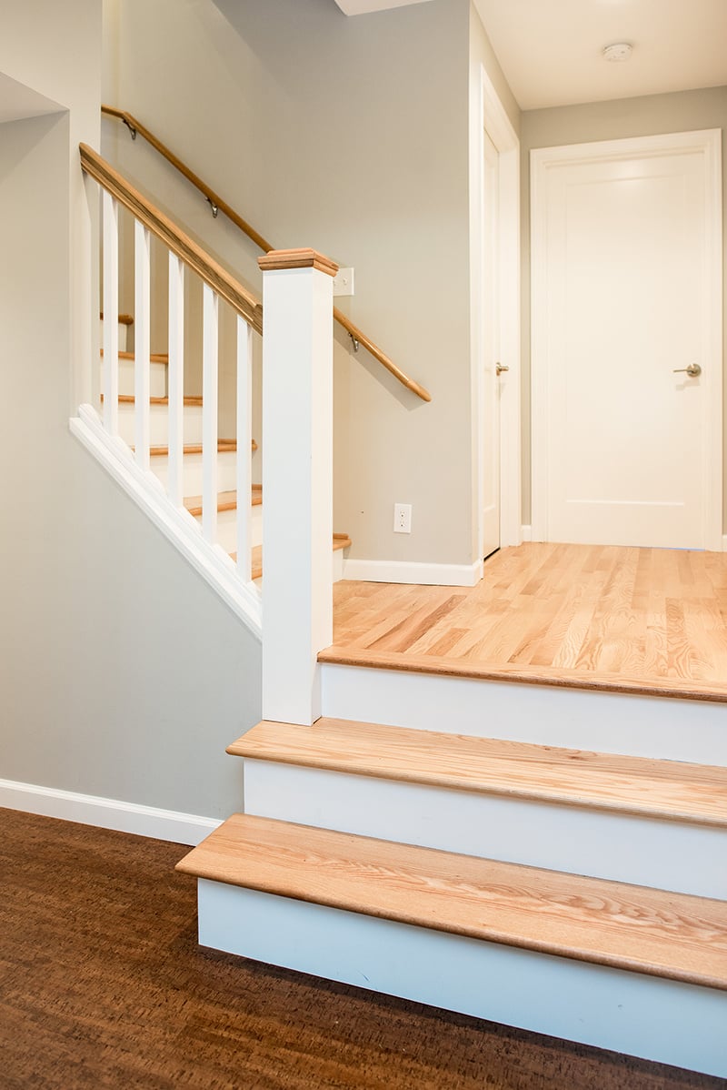 The-Parts-of-a-Staircase-and-Standard-Stair-Measurements-6