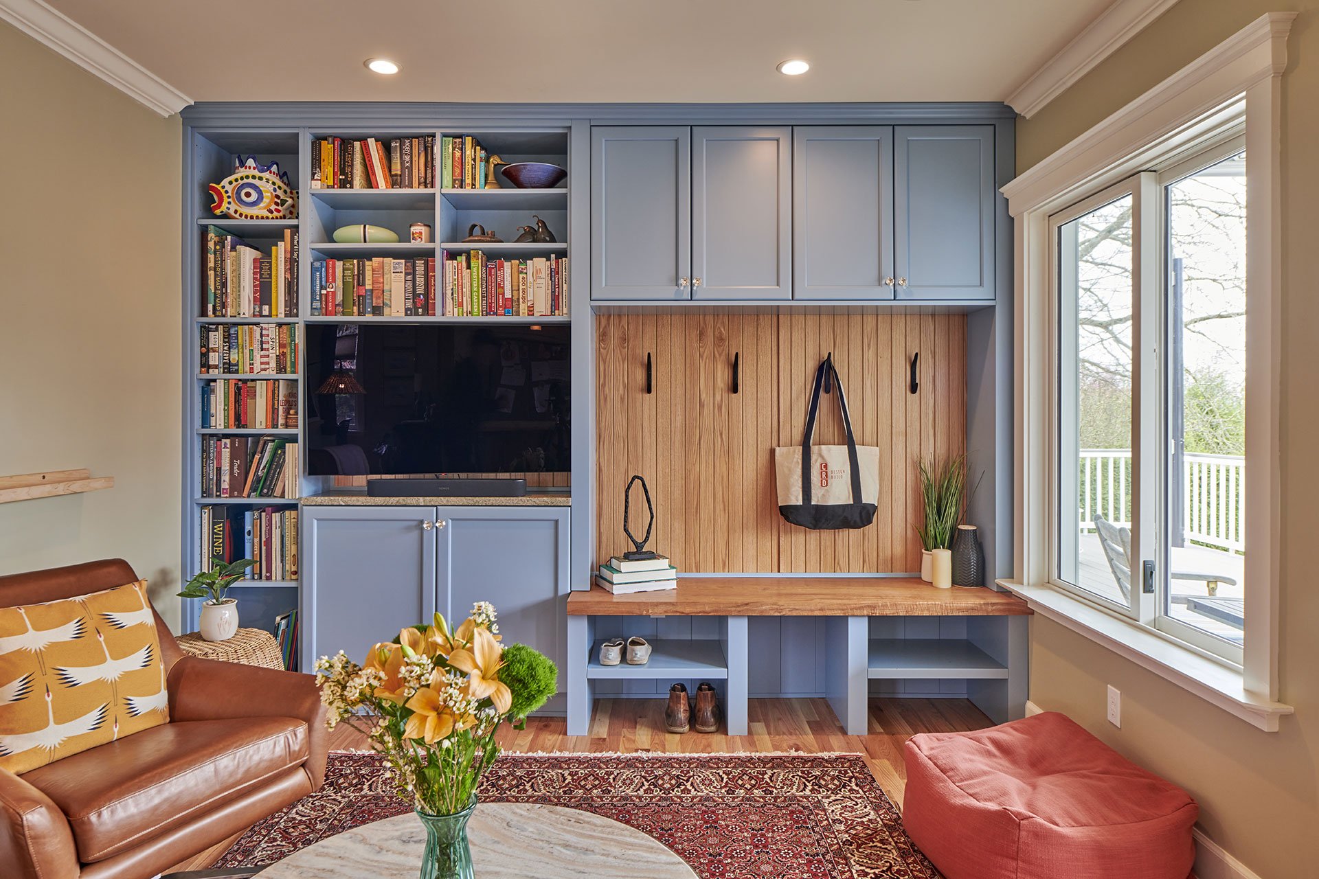 Tiny but Mighty: Small Entryway Ideas You Can Squeeze into Any Home 2 Get our experts’ creative ideas for what to put in a small entryway—from storage benches and key bowls to smart shoe organization and lighting tips. Make the most of your small space!