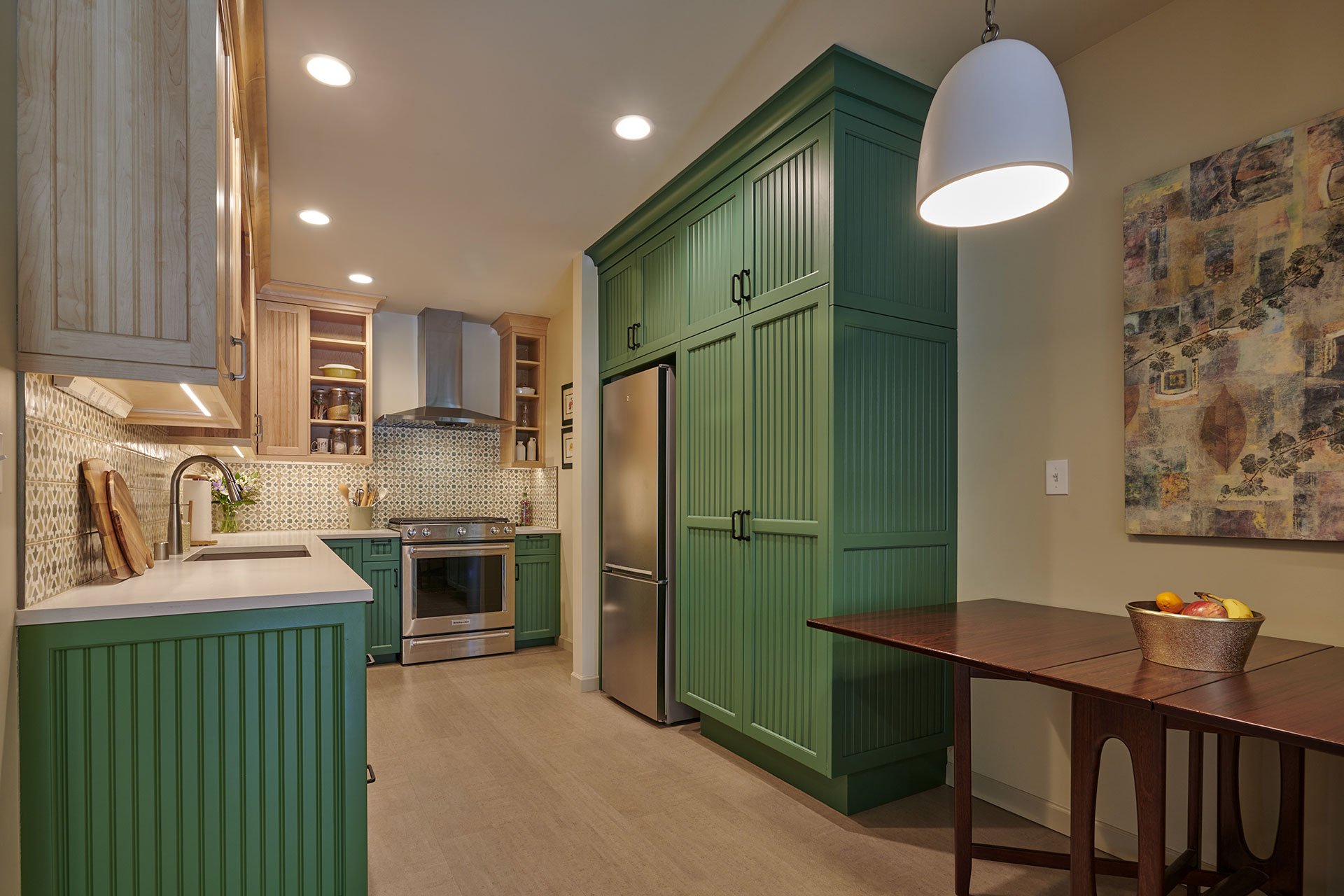 The best kitchen design matches your personality. Get familiar with today's top kitchen styles and get inspired to create your own dream kitchen.