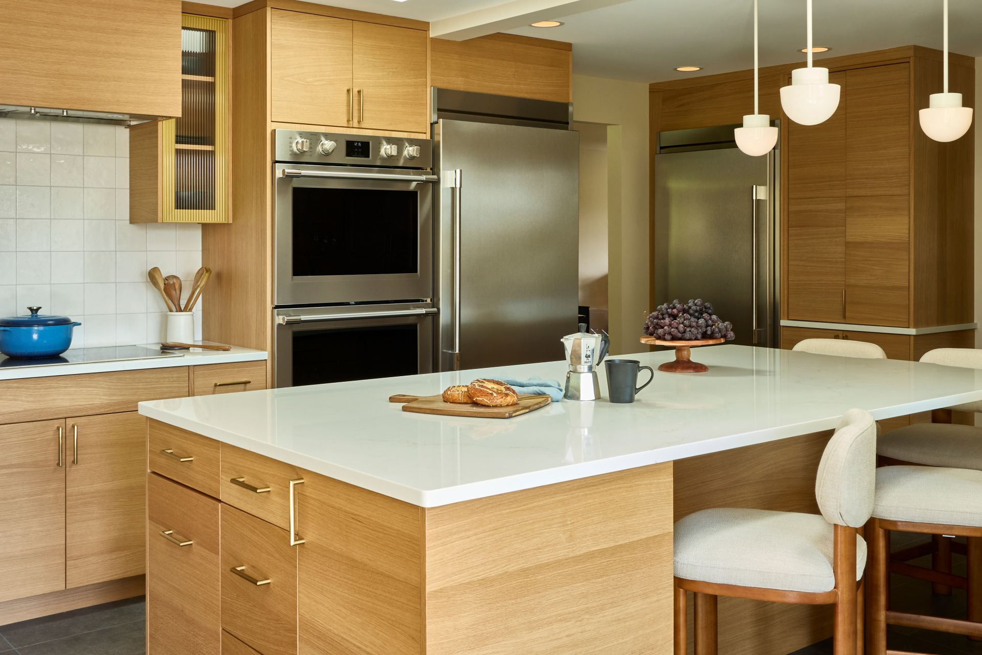 Kitchen Remodeling in Bellevue: Costs, Styles, and What to Expect 2 A homeowner's guide to kitchen remodeling in Bellevue: realistic cost ranges, popular Eastside styles, and how the process works.